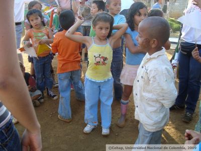Actividades con la comunidad Pinares de Oriente
CEHAP, 2009
Palabras clave: PINARES DE ORIENTE