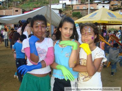 Exponiendo "obras de arte"
CEHAP, 2009
Palabras clave: PINARES DE ORIENTE