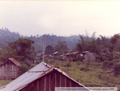 La expansion fisica se desarrolla en forma lineal, a lo largo de la via ferrea Guayaquil - Quito
PEVAL, APROX 1980
Palabras clave: VENTURA PROVINCIA CAÑAR ECUADOR