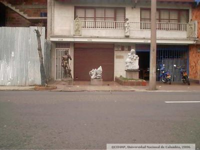 Vivienda ubicada en el sector San Lorenzo de Medellin
CEHAP 2006
Palabras clave: SECTOR SAN LORENZO MEDELLIN
