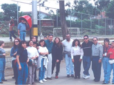 Grupo de Asistentes al taller 23
CEHAP 2000
Palabras clave: ASISTENTES TALLERES