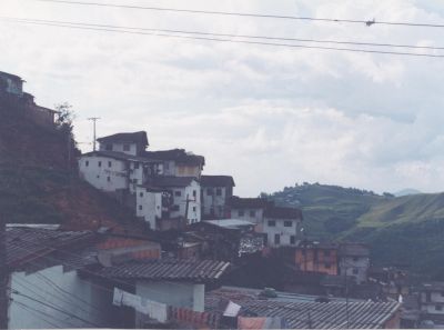 Panoramica Viviendas
CEHAP 2000
Palabras clave: VIVIENDAS
