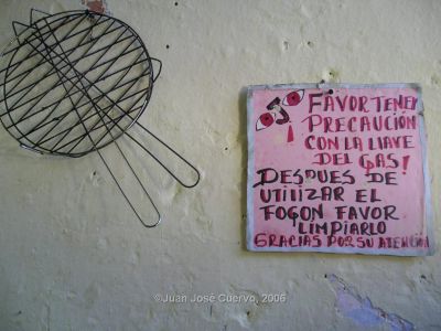 Avisos para los habitantes de Inquilinato en Niquitao, Medellin
JUAN JOSE CUERVO
2006
Palabras clave: TESIS INQUILINATOS NIQUITAO CONVIVENCIA