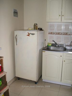 Detalle de Cocina de Vivienda de Interes Social en Niquitao
JUAN JOSE CUERVO
2006
Palabras clave: VIVIENDA INTERES SOCIAL