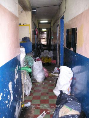 Corredor de inquilinato en Niquitao, Medellin
JUAN JOSE CUERVO
2006
Palabras clave: TESIS INQUILINATOS NIQUITAO
