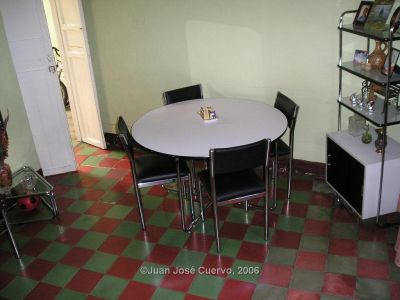 Comedor de Inquilinato del barrio Niquitao, Medellin
JUAN JOSE CUERVO
2006
Palabras clave: TESIS INQUILINATOS NIQUITAO