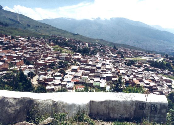 Panoramica Comuna Noroccidental, Medellin
CEHAP 1999
Palabras clave: TALLER 23 PANORAMICAS MEDELLIN