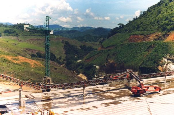 Represa Porce II
CEHAP 1999
Palabras clave: TALLER 23 PORCE II