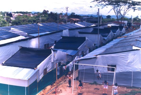 Zonas de recreacion en albergues en  La Tebaida
CEHAP 1999
Palabras clave: VIVIENDAS TEMPORALES ALBERGUES SISMOS