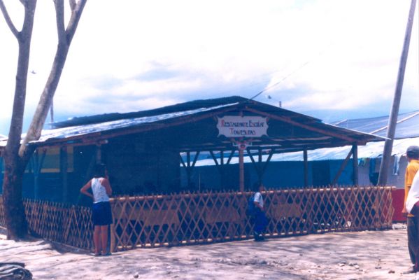 Restaurante escolar en Guadua para Albergue en La Tebaida
CEHAP 1999
Palabras clave: SISMOS QUINDIO VIVIENDAS TEMPORALES EJE CAFETERO
