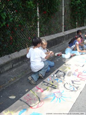 Niños de San Diego pintando juntos
CEHAP
2006
Palabras clave: TALLER ESCUELA SAN DIEGO