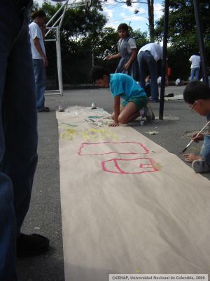 Niños pintando en Escuela de San Diego, Medellin
CEHAP
2006
Palabras clave: TALLER ESCUELA SAN DIEGO