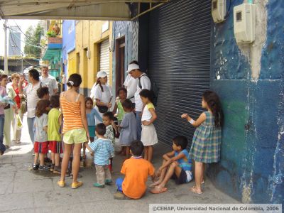 Niños de Niquitao esperando el inicio del Taller
CEHAP
2006
Palabras clave: TALLER LOS ANDES NIQUITAO