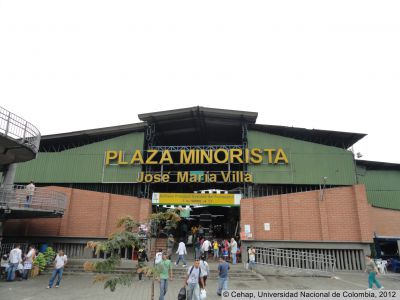 Entrada principal Plaza Minorista de Medellin
Cehap, 2012
Palabras clave: Mercados Medellin