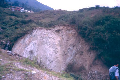 Deslizamiento de tierra, Villa Sofía Medellín
1990
Palabras clave: VILLA SOFIA