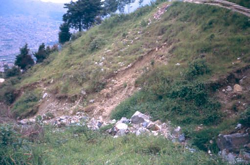 Deslizamiento de tierra, Villa Sofía Medellín
1990
Palabras clave: VILLA SOFIA