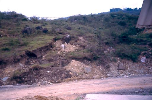 Terreo con inestabilidad geológica, urbanización Villa Sofía Medellín
1990
Palabras clave: VILLA SOFIA