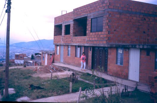 Viviendas en construcción, urbanización Villa Sofía Medellín
1990
Palabras clave: VILLA SOFIA