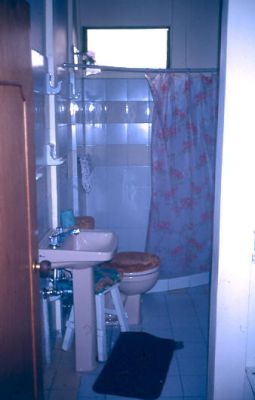 Baño, urbanización Villa Sofía Medellín
1990
Palabras clave: VIVIENDA HABITABILIDAD VIS