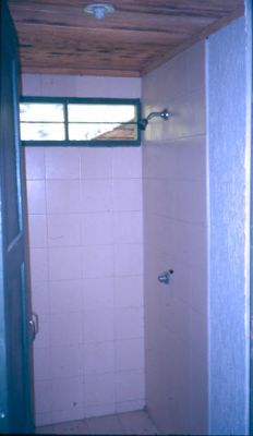 Baño, urbanización Villa Sofía Medellín
1990
Palabras clave: VILLA SOFIA
