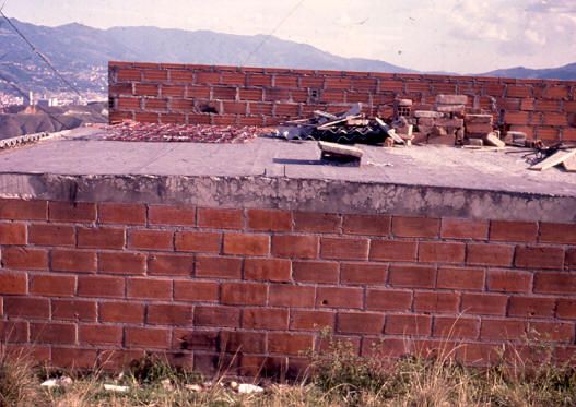 Fallas en la impermeabilización de terrazas de la urbanización Villa Sofía Medellín
1990
Palabras clave: VIVIENDA