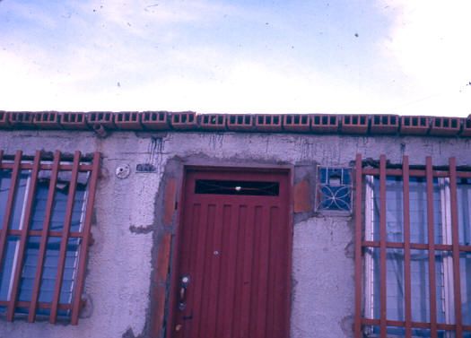Fachada de vivienda de la urbanización Villa Sofía Medellín
1990
Palabras clave: VIVIENDA