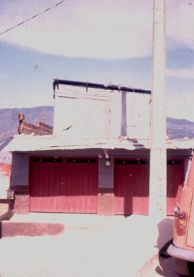 Fachada de vivienda de la urbanización Villa Sofía Medellín
1990
Palabras clave: VIVIENDA