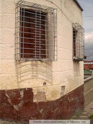 Estado fisico de fachada de vivienda en el barrio Las Palmas
CEHAP 2001
Palabras clave: BARRIO LAS PALMAS MEDELLIN