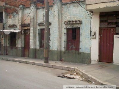 Inquilinato del barrio Las Palmas
CEHAP 2001
Palabras clave: BARRIO LAS PALMAS MEDELLIN
