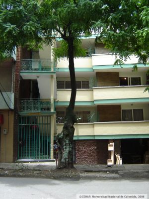 Vivienda del sector San Benito, Medellin
CEHAP, 2006
Palabras clave: CENTRO MEDELLIN INQUILINATOS