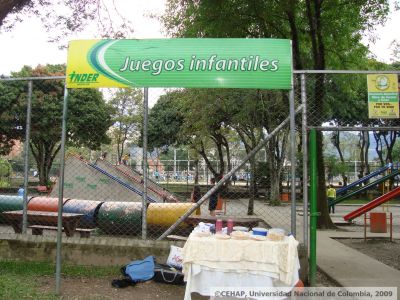 Juegos infantiles en el interior de la Unidad Deportiva Andres Escobar - Belen
CEHAP, 2009
Palabras clave: UNIDAD DEPORTIVA ANDRES ESCOBAR MEDELLIN
