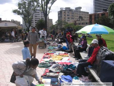 Venta informal en la Parque de los periodistas de Bogota
Cehap, 2004
Palabras clave: PARQUE PERIODISTAS BOGOTA VENTAS