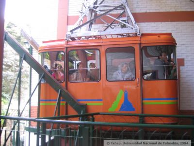 Cabina en estacion del teleferico a Monserrate
Cehap, 2004
Palabras clave: TELEFERICO MONSERRATE BOGOTA