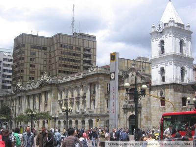 Iglesia de San Francisco en recorrido del tranmilenio en bogota al lado de el museo del oro 
Senia Salazar, 2004
Palabras clave: TRANSMILENIO BOGOTA IGLESIA