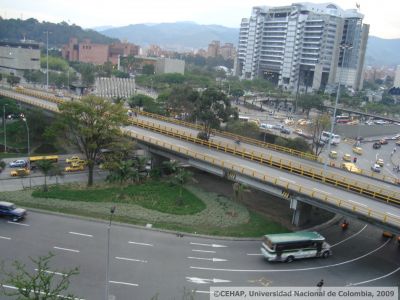 Cruce de la Avenida Ferrocarril con San Juan (Calle 44) Medellin
Cehap, 2009
Palabras clave: VIALIDAD MEDELLIN