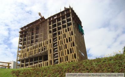 Proyecto Centro Civico de Antioquia Plaza de la Libertad - Arquitectura Sostenible
CEHAP, 2009
Palabras clave: EDIFICIOS MEDELLIN CONSTRUCCION SOSTENIBLE