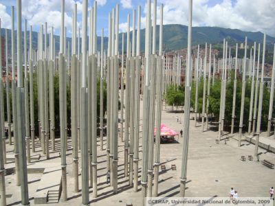 Panoramica del Parque de las Luces
CEHAP, 2009
Palabras clave: PARQUE LUCES MEDELLIN