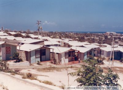 Sector de viviendas prefabricadas habitadas en cartagena
Peval, 1985
Palabras clave: VIVIENDA PREFABRICADA CARTAGENA CASA