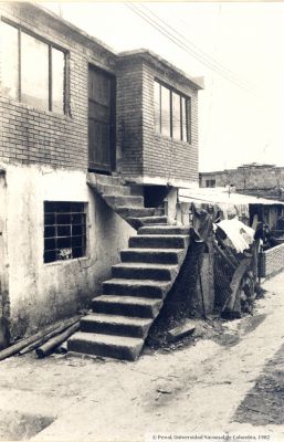 Viviendas en vias de desarrollo en el barrio La Manuelita en Bogota
Peval-Ceam, 1982
Palabras clave: VIVIENDAS BARRIO LA MANUELITA BOGOTA
