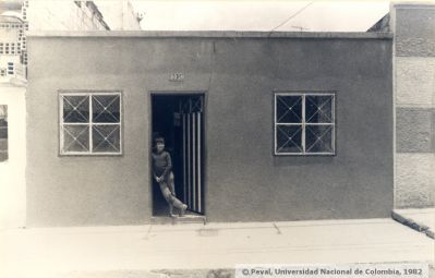Unidad de vivienda acabada en el barrio La Manuelita en Bogota
Peval-Ceam, 1982
Palabras clave: VIVIENDAS BARRIO LA MANUELITA BOGOTA