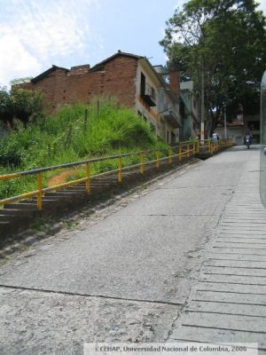 Calle de San Lorenzo en Medellin
CEHAP 2006
Palabras clave: SAN LORENZO MEDELLIN