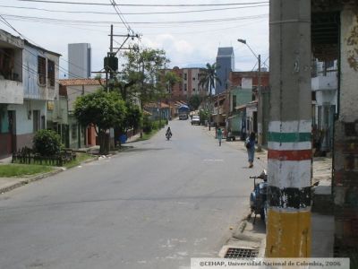 Calle que comunica al sector San Lorenzo con el centro de Medellin
CEHAP 2006
Palabras clave: SAN LORENZO MEDELLIN