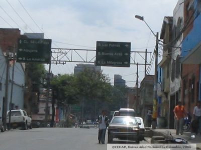 Carrera 45 (El Palo) en el sector San Lorenzo en Medellin
CEHAP 2006
Palabras clave: SAN LORENZO MEDELLIN VIAS Y TRANSPORTE