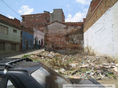 Vivienda demolida en el sector San Lorenzo en Medellin
CEHAP 2006
Palabras clave: SAN LORENZO MEDELLIN DEMOLICIONES