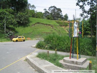 Via y monumento religioso en San Lorenzo, Medellin
CEHAP 2006
Palabras clave: SECTOR SAN LORENZO MEDELLIN