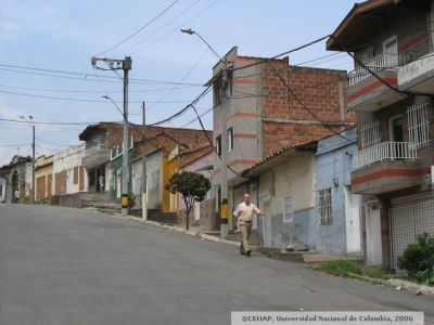 Calle y viviendas del sector de San Lorenzo de Medellin
CEHAP 2006
Palabras clave: SAN LORENZO MEDELLIN