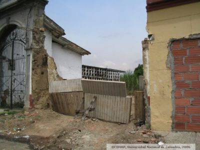 Demolicion del Cementerio San Lorenzo de Medellin
CEHAP 2006
Palabras clave: SAN LORENZO MEDELLIN DEMOLICIONES CEMENTERIOS
