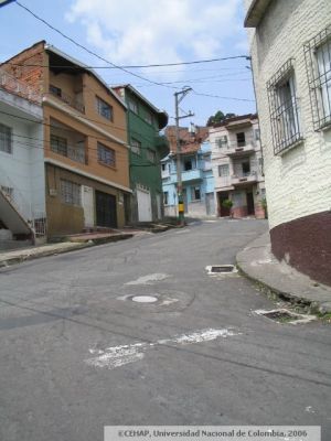 Calle y viviendas del Sector de San Lorenzo de Medellin
Palabras clave: SAN LORENZO MEJORAMIENTO