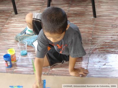Niño de Lovaina, pintando en Taller
CEHAP
2006
Palabras clave: TALLER LOVAINA