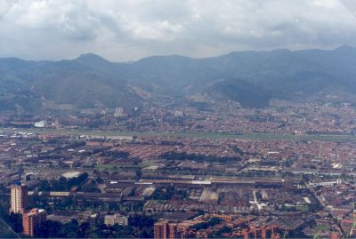 Panoramica de Medellin desde el Cerro El Volador

